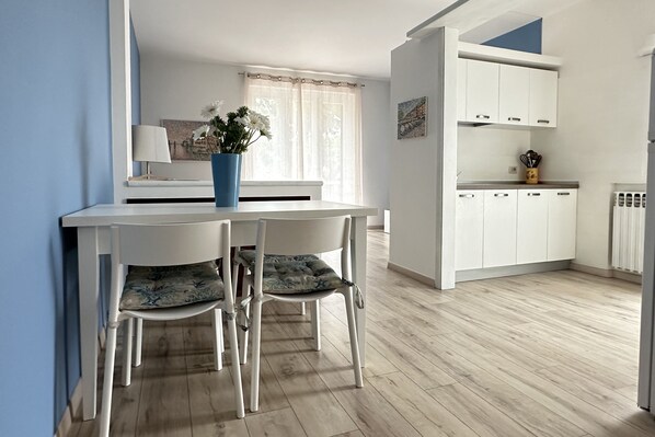 Dining - The Seagull apartment Sirmione | Spa & Garda Lake (Sirmione)