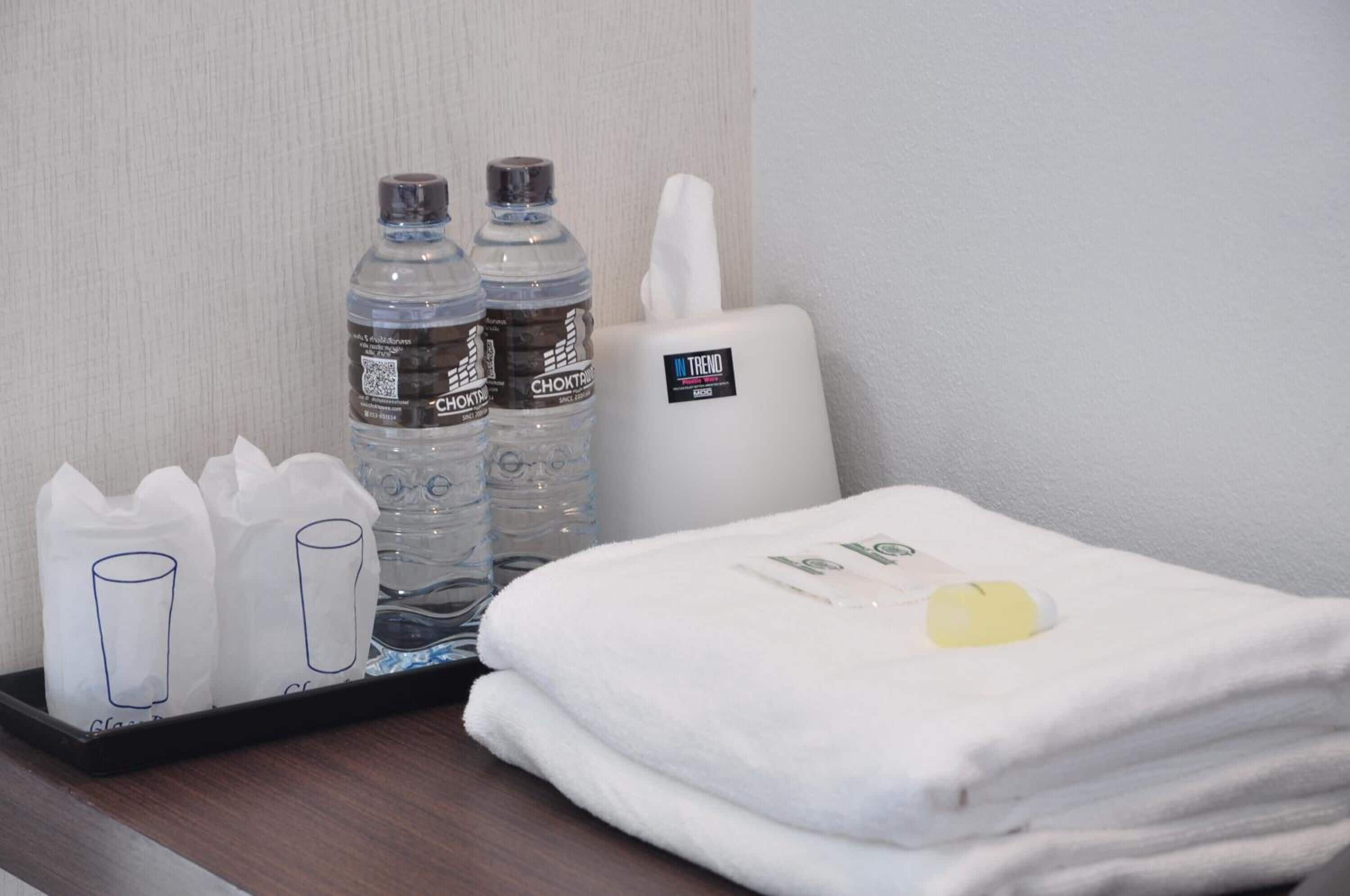 shower, free toiletries, towels