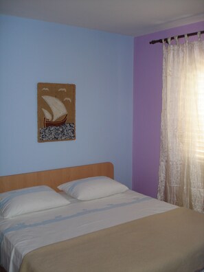 2 bedrooms, iron/ironing board, free WiFi, bed sheets - Family apartment in Stobrec (Stobrec)