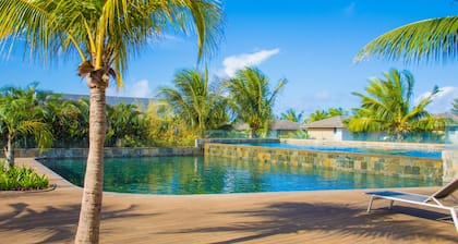 Azuri Apartment with Beach, Pools, Gym, Restaurants, Spa, Boats, kids Corner
