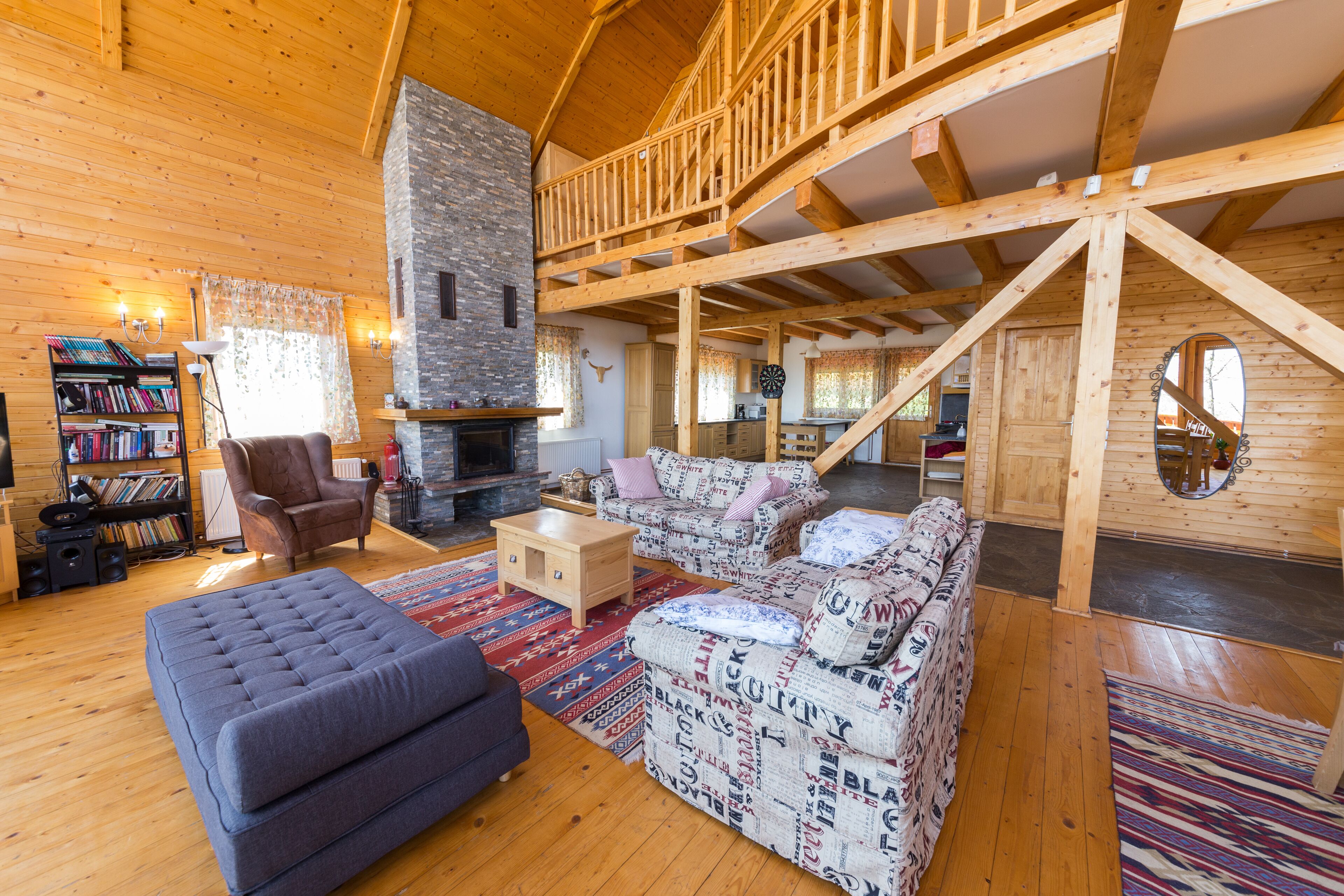 Smart TV, fireplace, DVD player, books