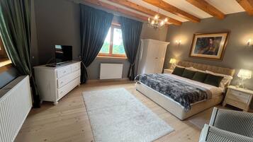 5 Schlafzimmer, Bügeleisen/Bügelbrett, Reisekinderbett, kostenloses WLAN