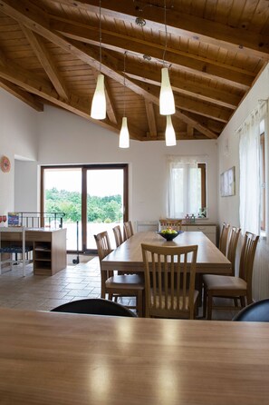 Dining - Arton Villa with the heated pool in the heart of Istria (Žminj)