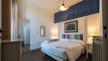 3 chambres, fer et planche Ă repasser, Wi-Fi, draps fournis