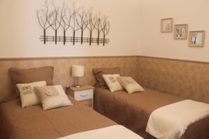 2 bedrooms, desk, iron/ironing board, travel cot