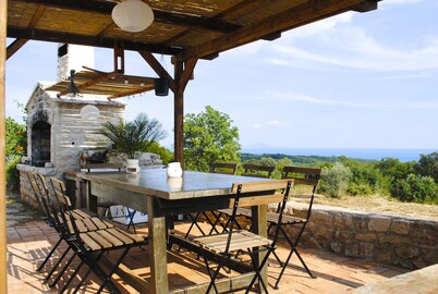 Authentic Seaside Stone House in a Peaceful Environment at the Istrian Coast