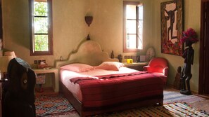 6 bedrooms, internet