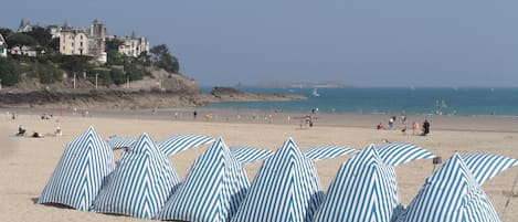 Vlak bij het strand