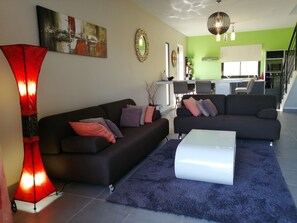 Smart-tv, een dvd-speler en een filmbibliotheek
