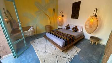 4 Schlafzimmer, Schreibtisch, Bügeleisen/Bügelbrett, Reisekinderbett