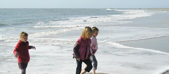 House bungalow with garden and terrace, 1100m2 property, 8 person, 