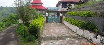 Piso independiente cerca del aeropuerto de Shimla con vistas naturales