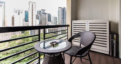 Tilava Studio Amazing Parveke näkymistä Greenbelt Makati