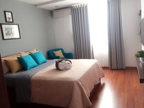 3 bedrooms, iron/ironing board, Internet, wheelchair access