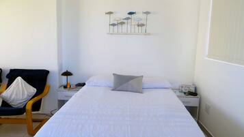 1 bedroom, iron/ironing board, internet, bed sheets