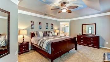 4 bedrooms, iron/ironing board, WiFi, bed sheets