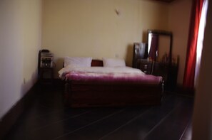 4 bedrooms - Utulivu2016 homestay,  (Arusha)