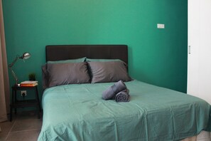 1 bedroom, iron/ironing board, Internet, bed sheets
