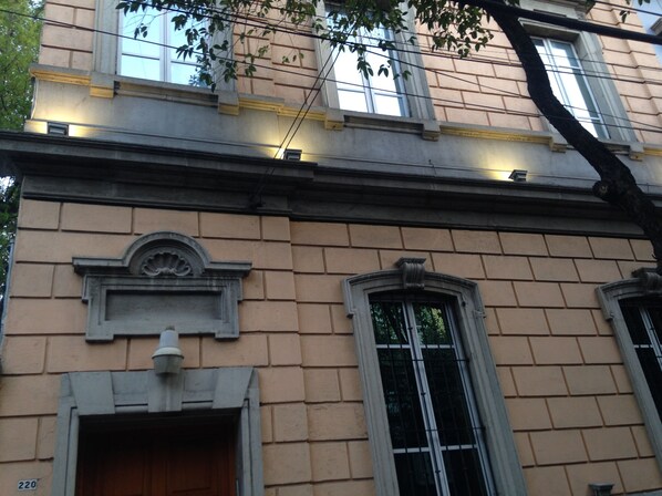 Exterior detail - LOVELY HOUSE BEST LOCATION (México D.F.)