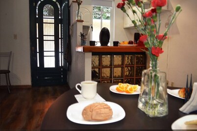 LOVELY HOUSE BEST LOCATION