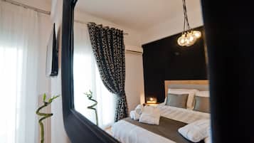 3 bedrooms, in-room safe, desk, iron/ironing board