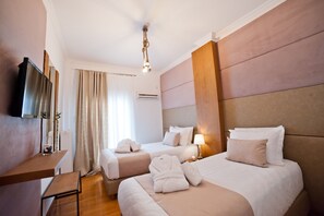 3 habitaciones, caja de seguridad en la habitación y escritorio 