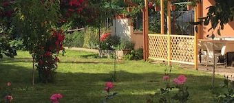 Guest House "Aleksandra"