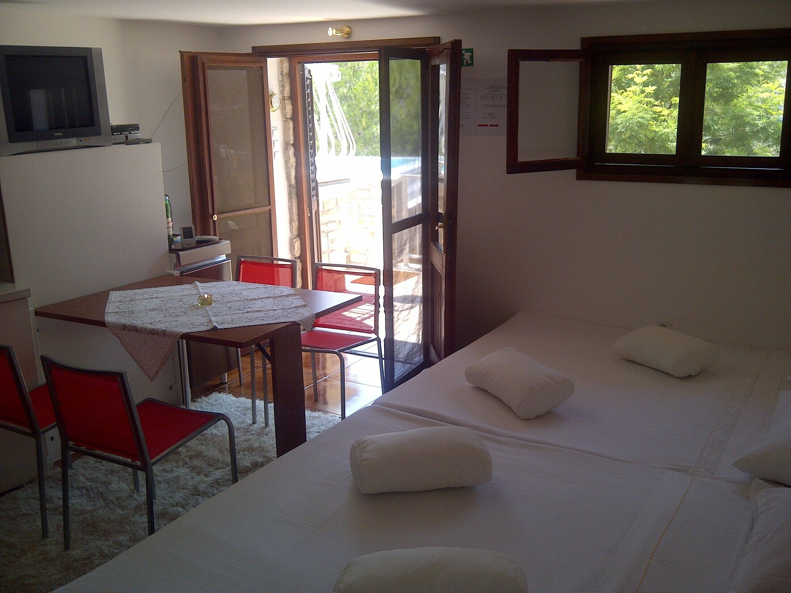 1 bedroom, in-room safe, iron/ironing board, free WiFi