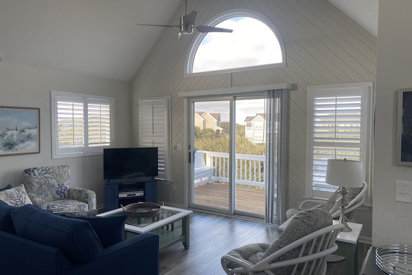Top floor living area