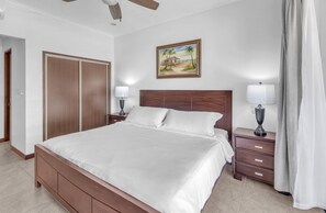 2 bedrooms, in-room safe, iron/ironing board, free WiFi