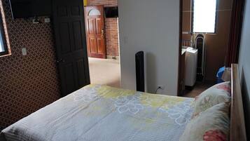 1 bedroom, pillowtop beds, iron/ironing board, free WiFi