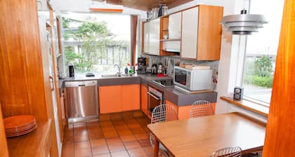 Acogedora villa céntrica de mediados de siglo de los años 60 en Reykjavík