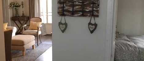 2 bedrooms, desk, iron/ironing board, travel cot