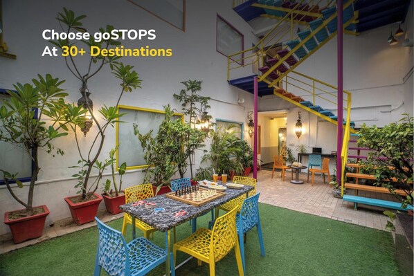 Exterior - goSTOPS Delhi (New Delhi)