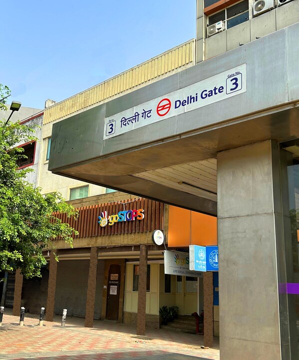 Mặt tiền nơi lưu trú