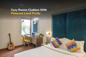 Individually furnished, free WiFi, bed sheets - goSTOPS Delhi (New Delhi)