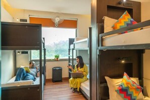 1 Schlafzimmer, individuell eingerichtet, kostenloses WLAN, BettwÀsche