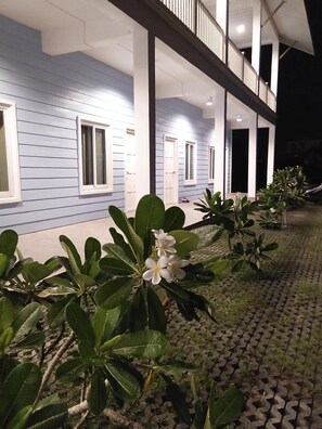 Property grounds - Vanilla Ville Resort (Khlong Thom)