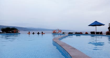 Hotel Santika Luwuk - Sulawesi Tengah