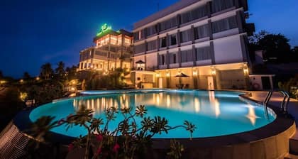 Hotel Santika Luwuk - Sulawesi Tengah