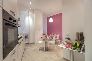 Microwave - Life in Rome B&B (Rome)