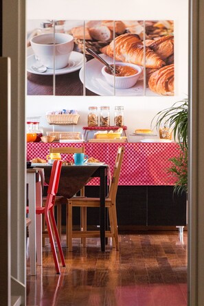 Desayuno buffet incluido todos los días