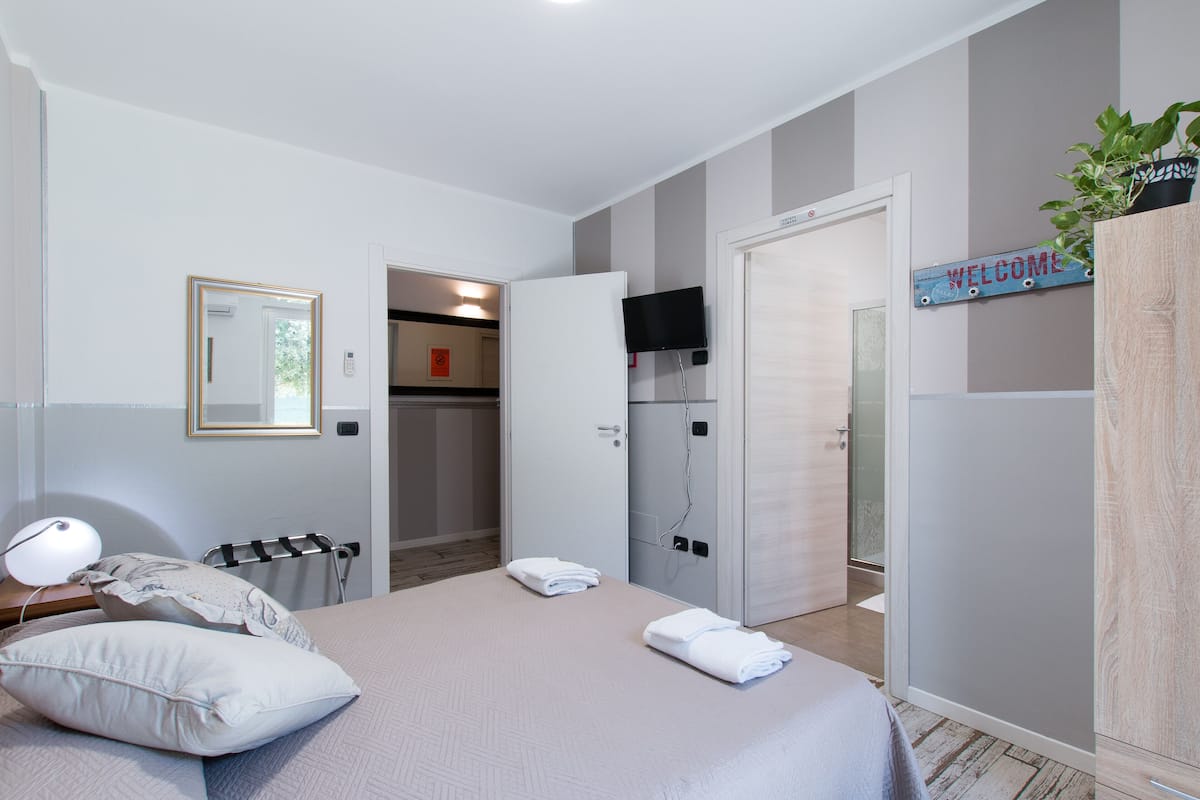 Classic Double Room