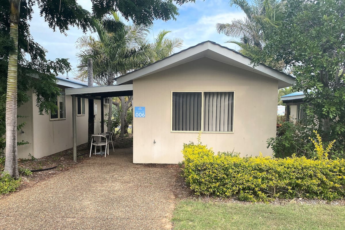 Economy 1 Bedroom Unit | 1 bedroom, desk, free WiFi, bed sheets
