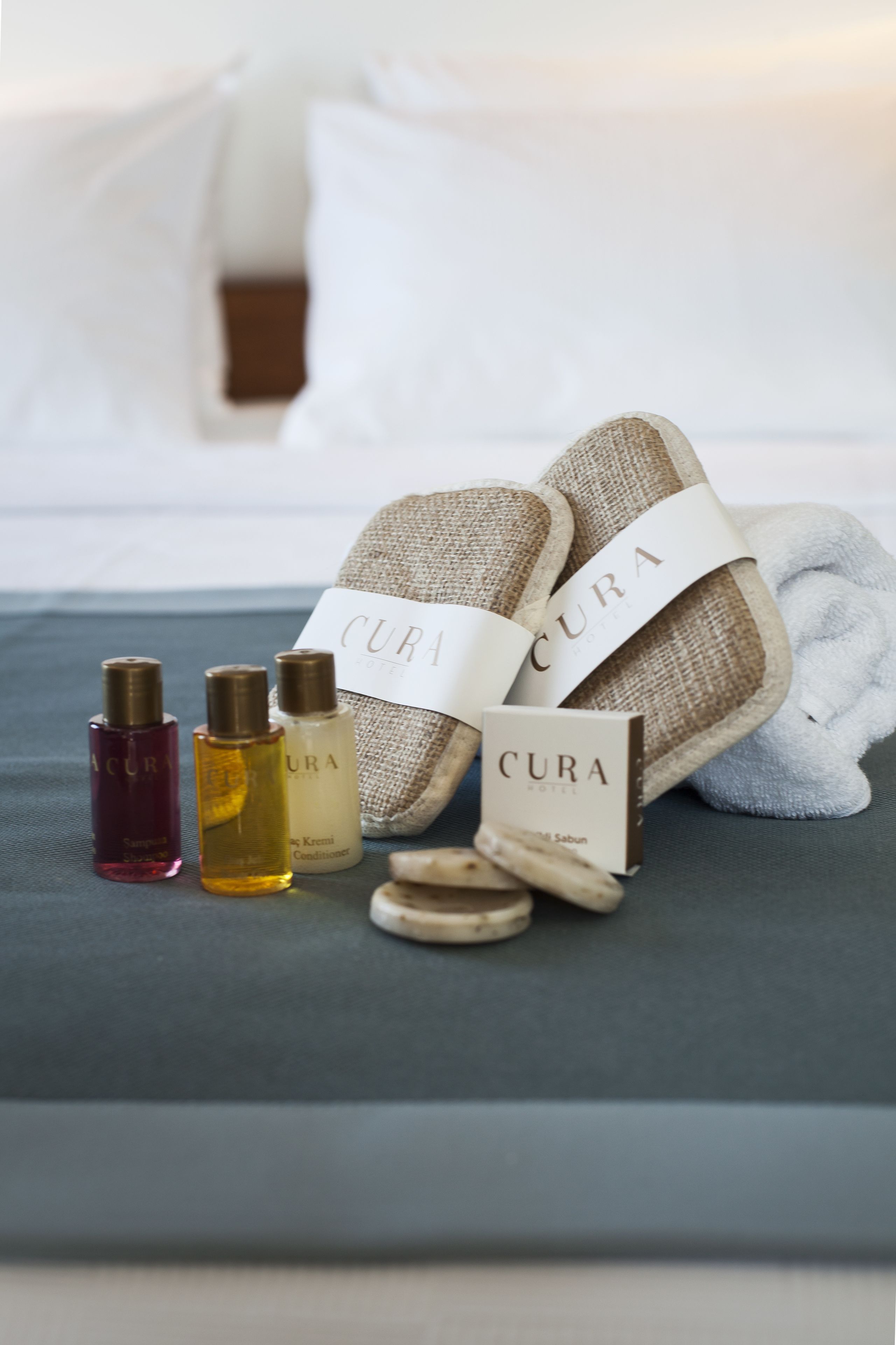 junior suite, non smoking, city view | bathroom amenities | shower, free toiletries, hair dryer, slippers