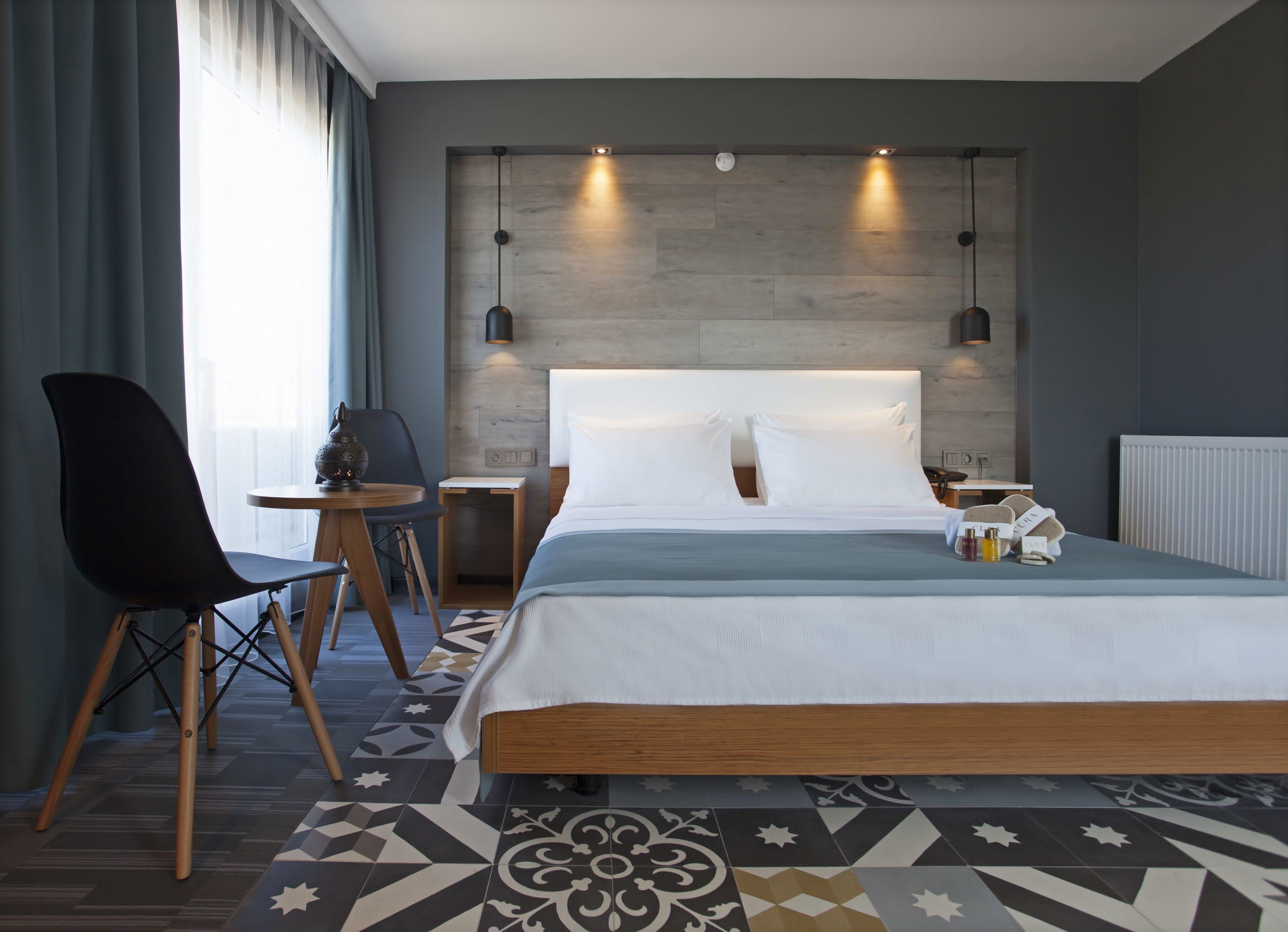 Junior Suite, Non Smoking, City View | Minibar, in-room safe, desk, rollaway beds