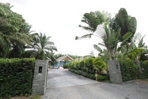 Property grounds - VP Resort (Khlong Thom)