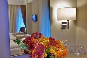 LCD TV - Laleli Emin Hotel (Istanbul)