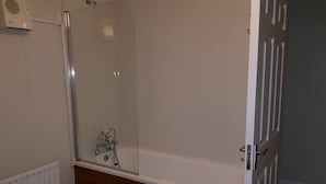 Badkamer met douche
