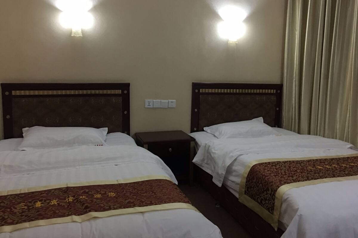Blackout curtains, iron/ironing board, free WiFi